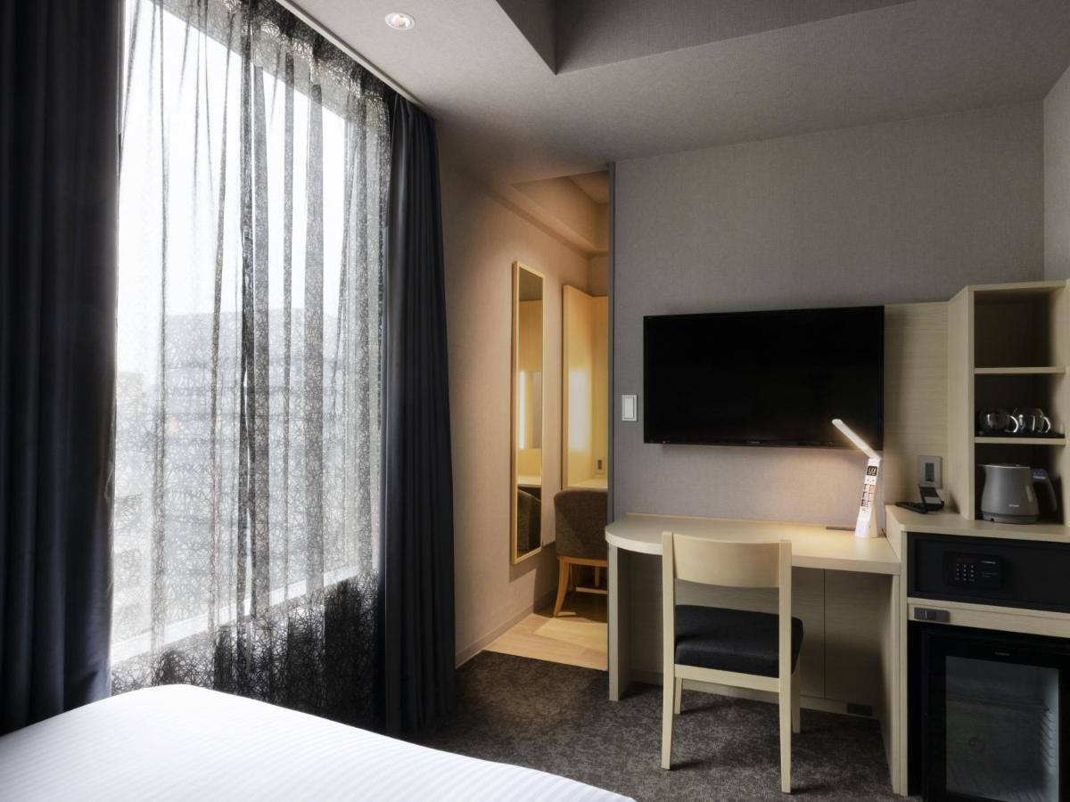 Отель Ibis Styles Tokyo Ginza East Экстерьер фото